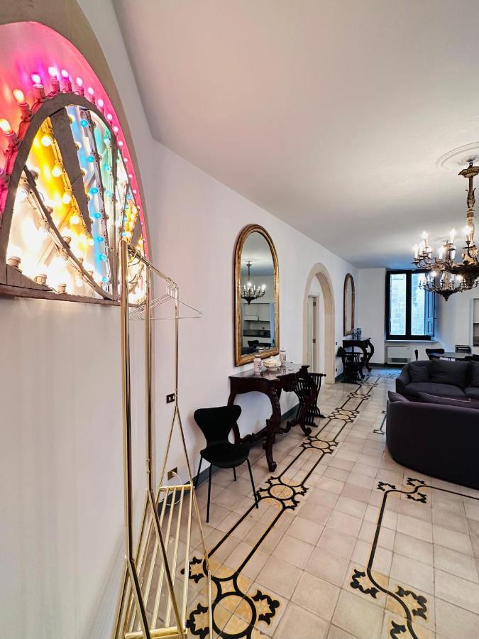 Elegante Appartamento Nel Cuore Del Barocco เลชเช ภายนอก รูปภาพ