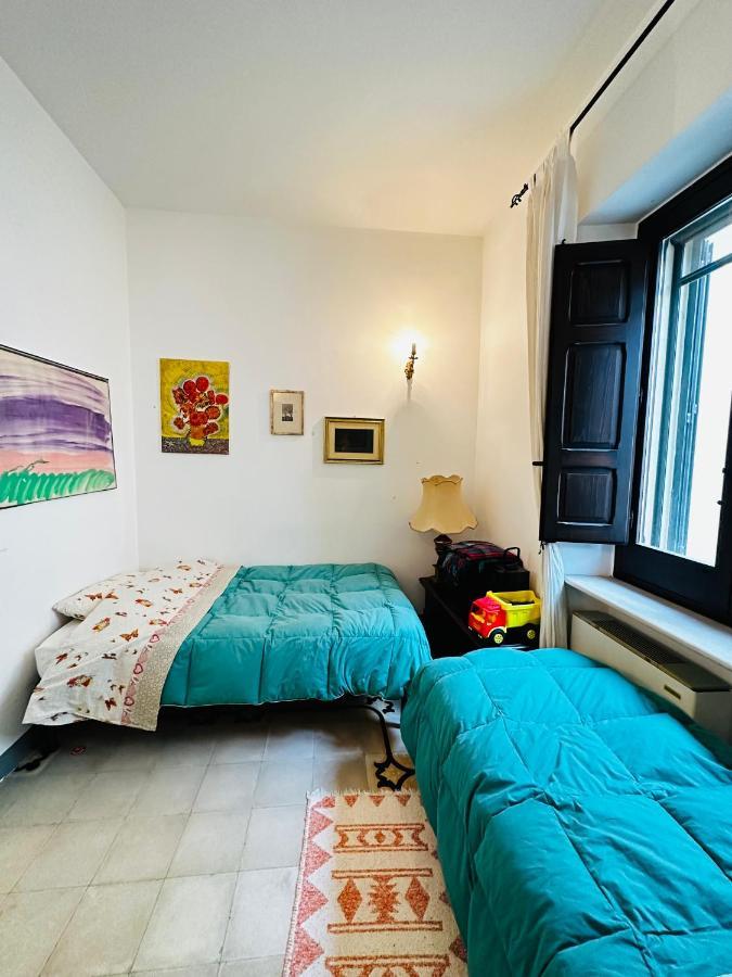 Elegante Appartamento Nel Cuore Del Barocco เลชเช ภายนอก รูปภาพ